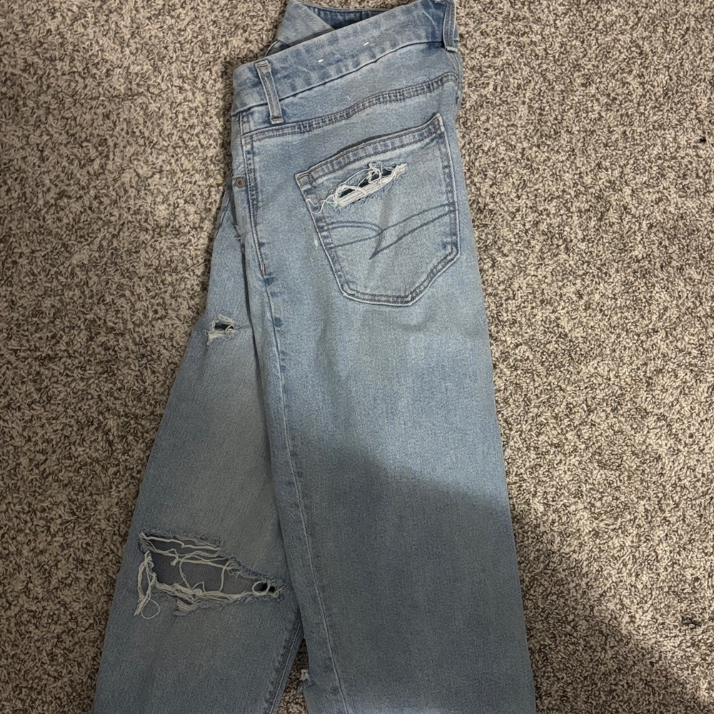 American Eagle Outfitters Light Blue Straight Leg Jeans. New